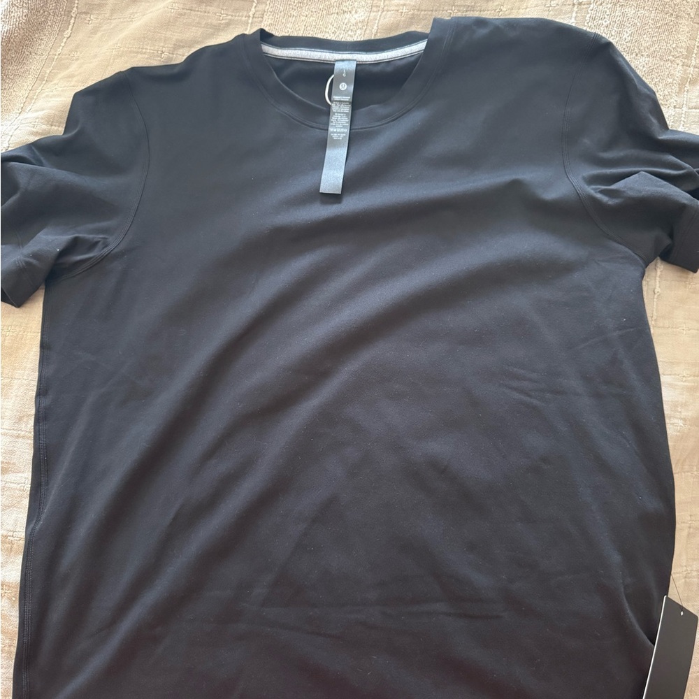 Men’s Lululemon Black Soft Jersey Short Sleeve